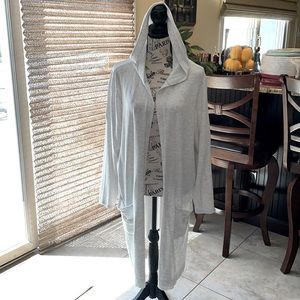 NWOT Verve ami light weight cotton tunic side slits, pockets and hood size 1x